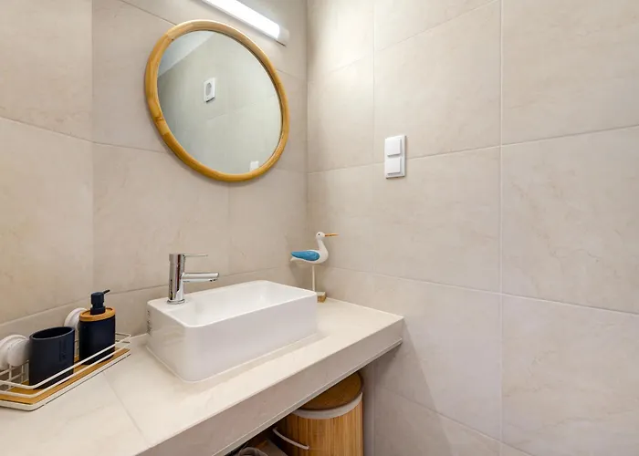 Apartment Sunset Azul - Sea View - Free Wifi - By Bedzy *